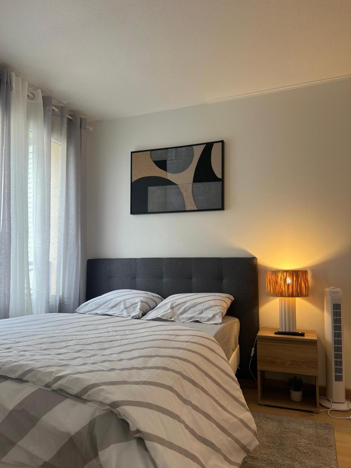 Champion Suites Сарсель Екстер'єр фото